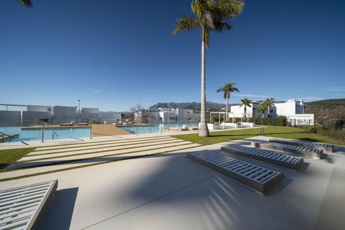 Image No.60-4 Bed Semi-Detached for sale