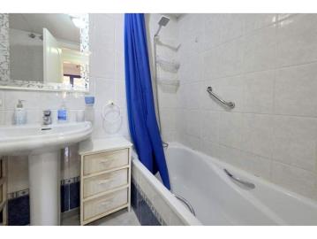 11-20939a0134ad724a8cb2a801094d15a4