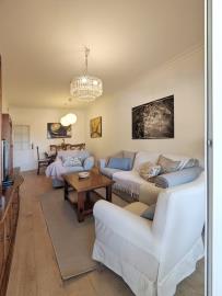 8-e64a9055bba3e77ac8aca3b893cdf826