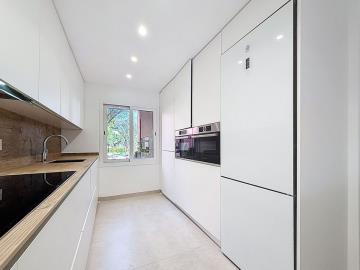 10-bb915d1cb19341576dcdc994b81ab9c5