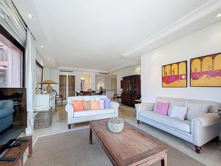 Image No.20-2 Bed Apartment for sale