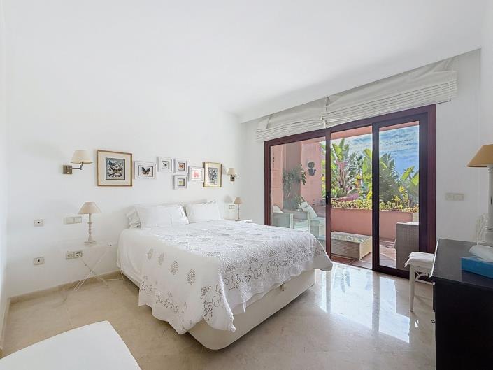 Image No.21-2 Bed Apartment for sale