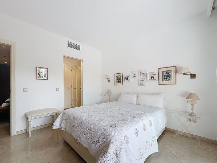 Image No.22-2 Bed Apartment for sale