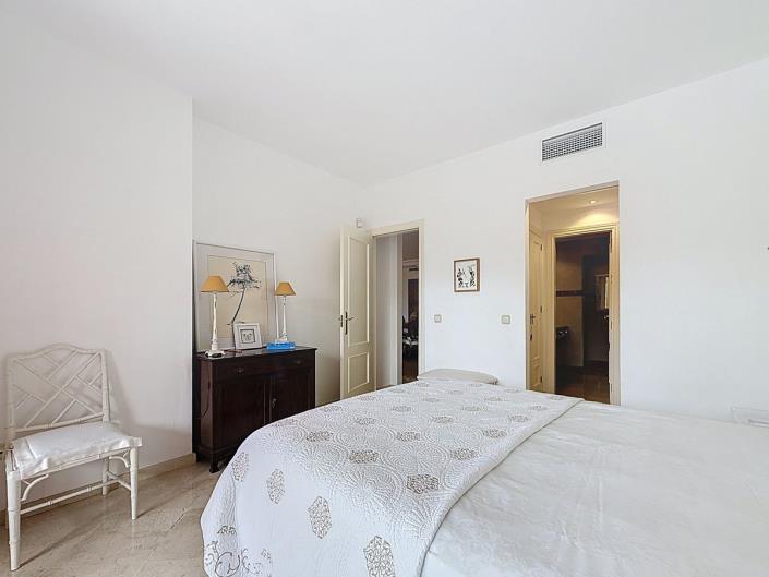 Image No.23-2 Bed Apartment for sale