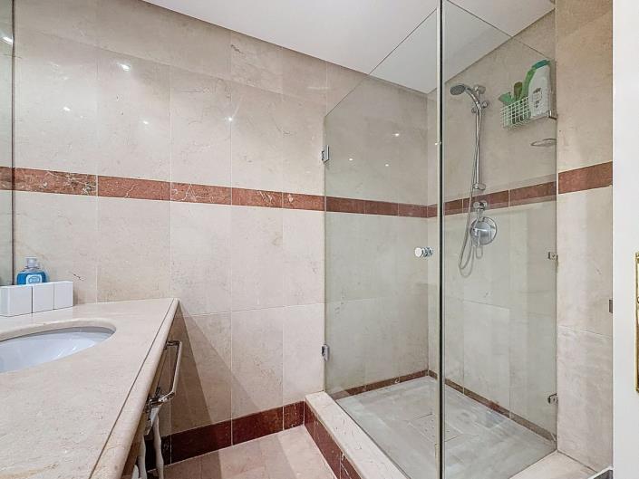 Image No.32-2 Bed Apartment for sale