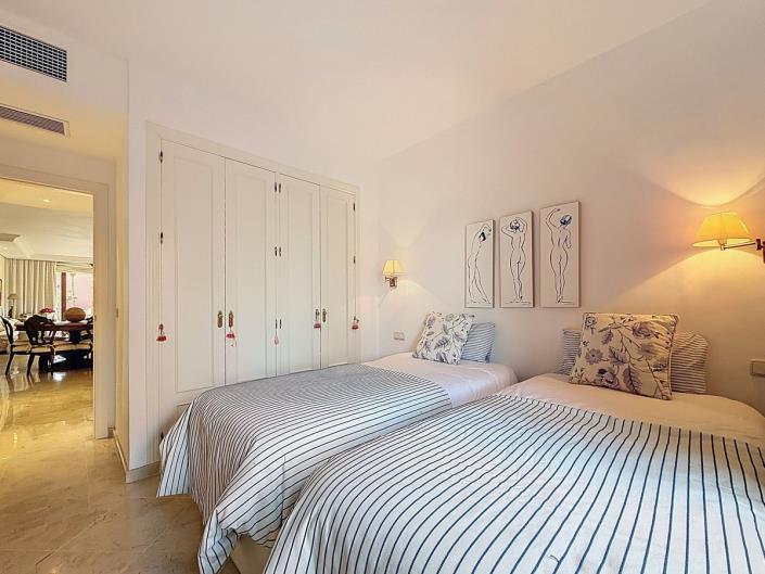 Image No.34-2 Bed Apartment for sale