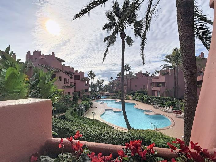 Image No.39-2 Bed Apartment for sale