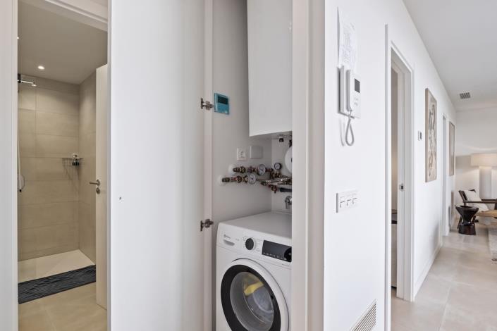 Image No.17-2 Bed Apartment for sale