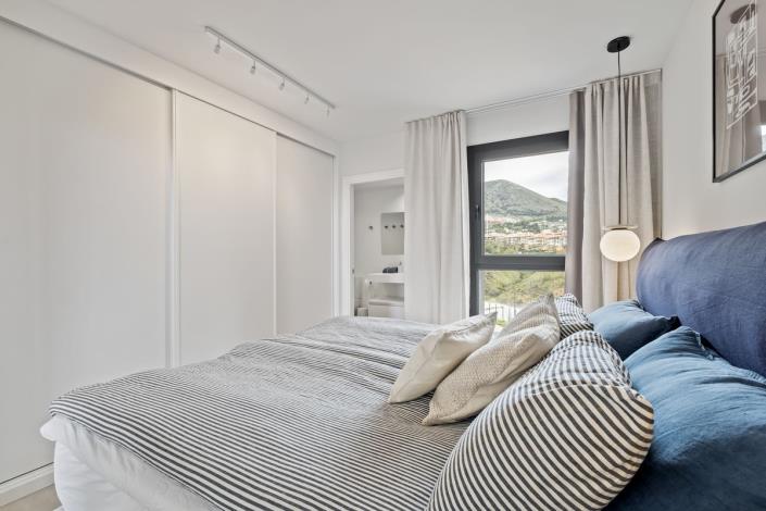 Image No.19-2 Bed Apartment for sale