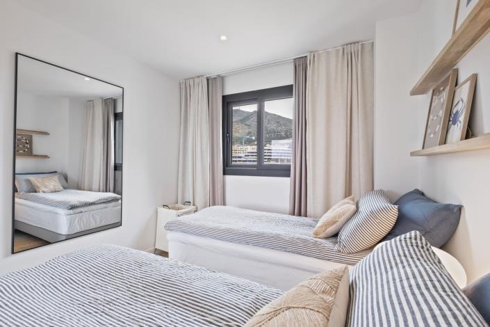 Image No.23-2 Bed Apartment for sale