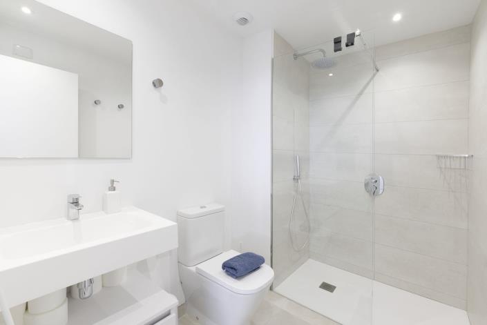 Image No.25-2 Bed Apartment for sale