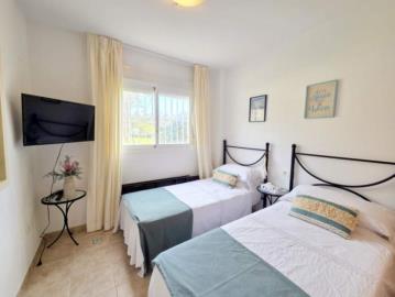 12-53013098fcab6c38b1379cd33298e050