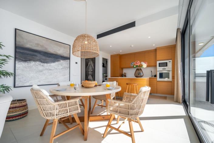 Image No.5-2 Bed Apartment for sale