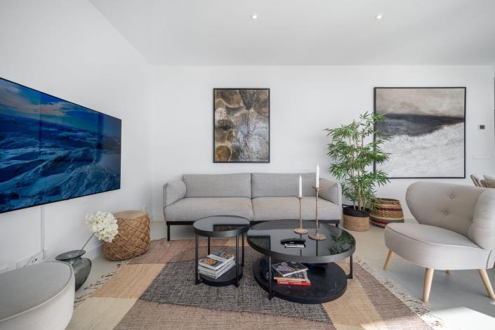 Image No.9-2 Bed Apartment for sale