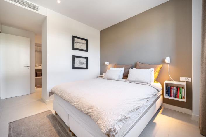 Image No.16-2 Bed Apartment for sale