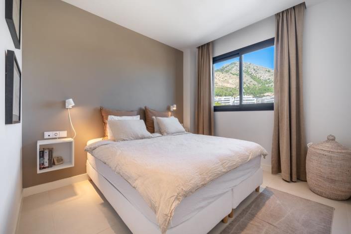 Image No.17-2 Bed Apartment for sale