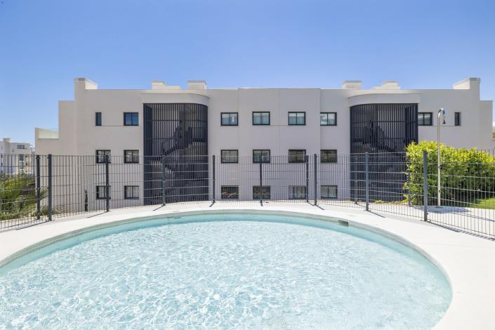 Image No.33-2 Bed Apartment for sale