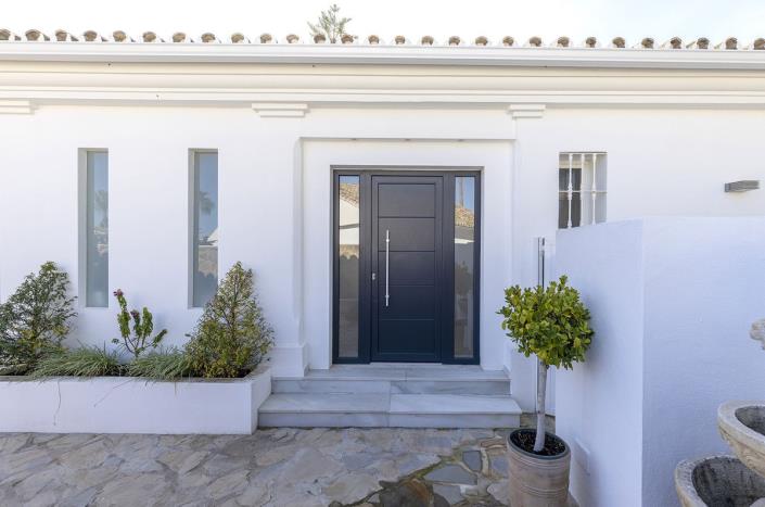 Image No.17-4 Bed Villa / Detached for sale