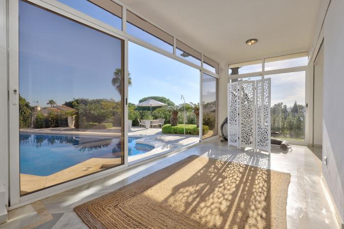 Image No.43-4 Bed Villa / Detached for sale