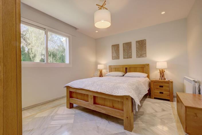 Image No.46-4 Bed Villa / Detached for sale