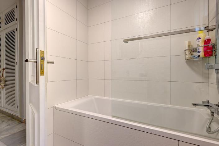 Image No.51-4 Bed Villa / Detached for sale