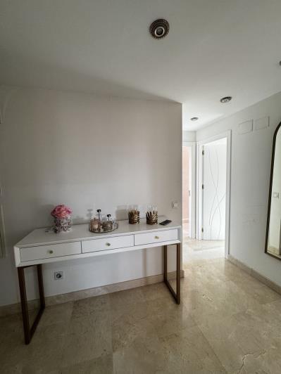 Image No.30-2 Bed Apartment for sale