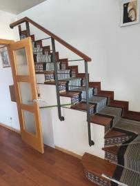 9-467d0cee5b725f3ef65f102a0c2e69c0