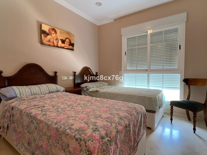 Image No.18-2 Bed Apartment for sale