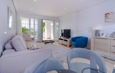 9-467d0cee5b725f3ef65f102a0c2e69c0