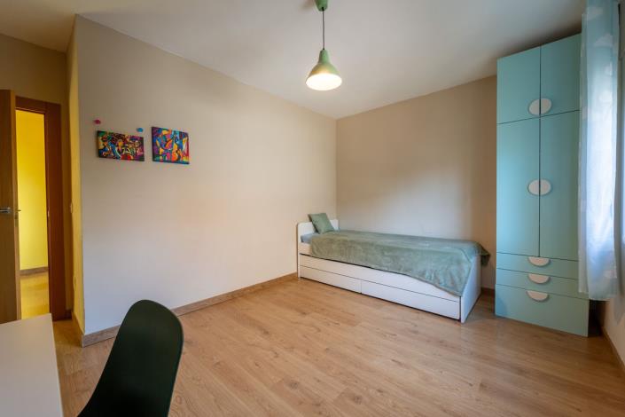 Image No.23-3 Bed Apartment for sale