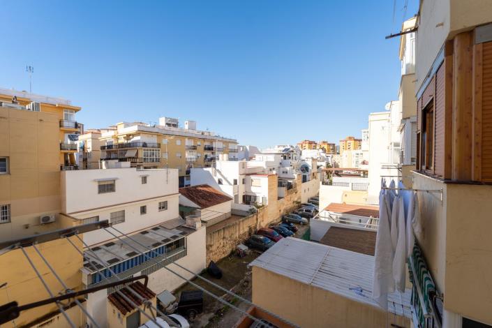 Image No.29-3 Bed Apartment for sale