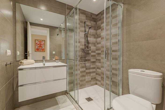 Image No.37-3 Bed Apartment for sale