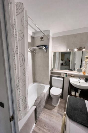 Image No.9-Studio for sale