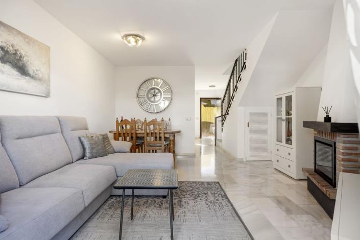 Image No.8-2 Bed Apartment for sale