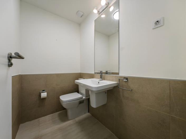 Image No.5-3 Bed Duplex for sale