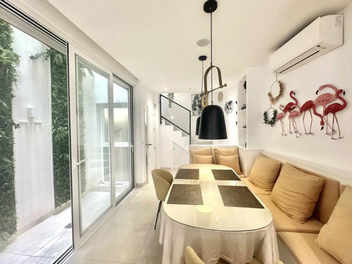 Image No.8-2 Bed Townhouse for sale