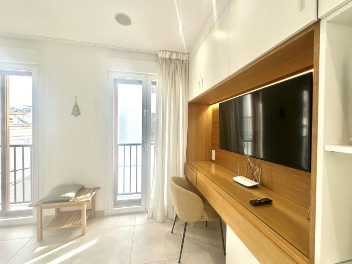 Image No.20-2 Bed Townhouse for sale