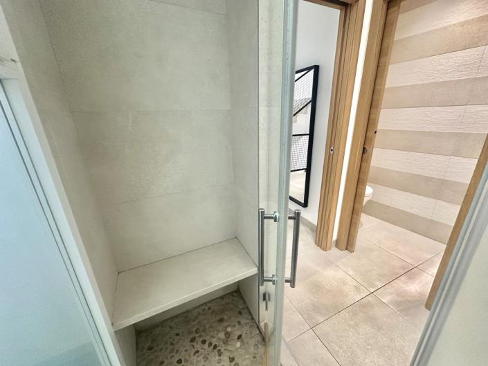 Image No.28-2 Bed Townhouse for sale