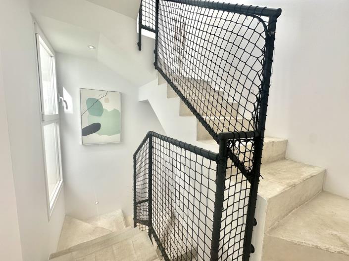 Image No.39-2 Bed Townhouse for sale