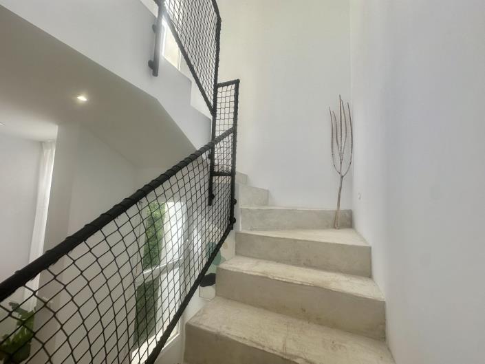 Image No.40-2 Bed Townhouse for sale