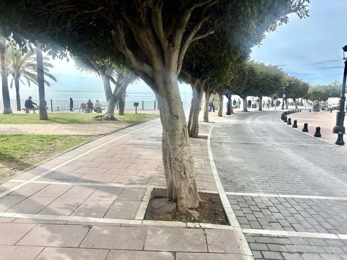 Image No.51-2 Bed Townhouse for sale