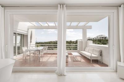 2-5bd7b9d04b45e33852eaf0ec6670150d