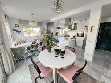 4-c23c0f86247804fa50226aecd8b0b2c8