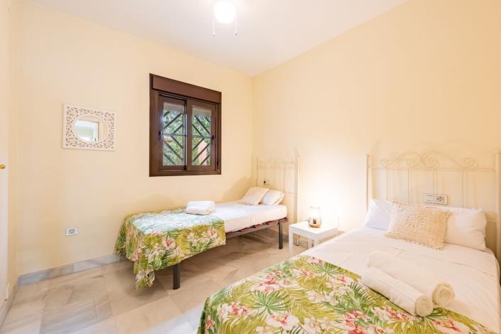 Image No.12-2 Bed Apartment for sale