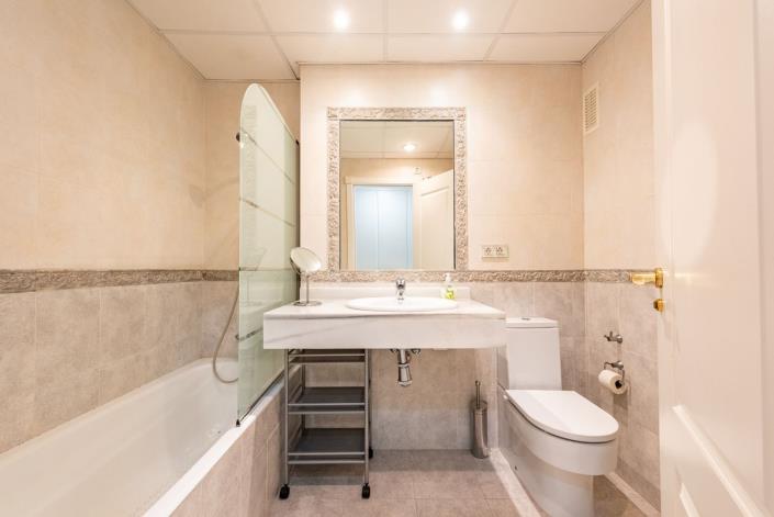 Image No.14-2 Bed Apartment for sale