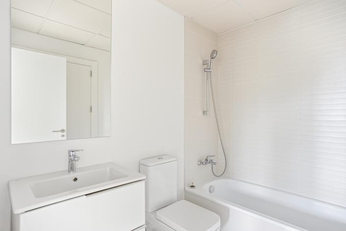 Image No.22-2 Bed Apartment for sale