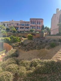 15-e65d437abef3cdae9b514eeeb695a8b9