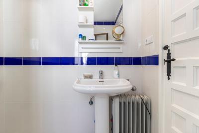 15-11d12f2f454f2f5e9b981fdd8b901d51