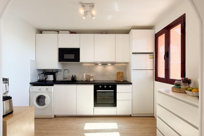 Image No.17-1 Bed Penthouse for sale