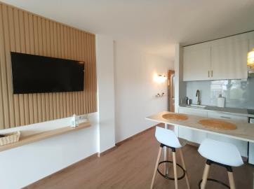 2-5bd7b9d04b45e33852eaf0ec6670150d